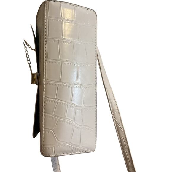 Cream Croc Print Leather Shoulder Bag Medium Gold Chain + Leather Strap - Picture 6 of 14